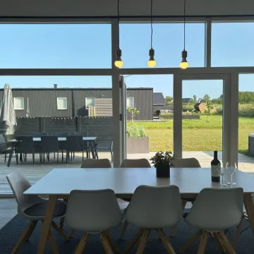 "Aatami" - 500m from the Sea