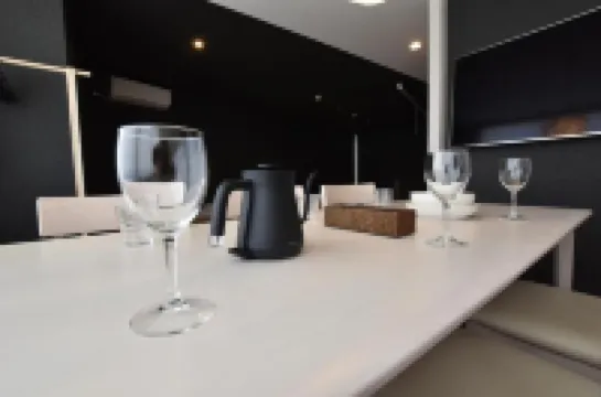 รันดอร์ เรซิเดนซ์ โตเกียว สวีทส์