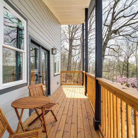 6 Mi to Chattanooga: Home w/ Balcony & Dtwn Views!