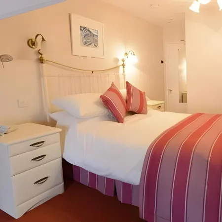 Bishopsgate House Hotel