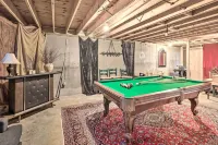 Private Home w/ Hot Tub Near Jay Peak Slopes - Wifi