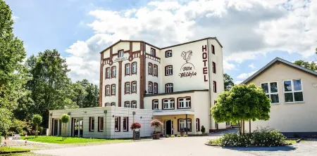 Alte Mühle Hotel & Restaurant Отели в г. Нойштадт-Кобург