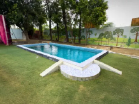 Park Meadows Hotels in North Delhi