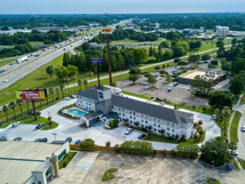 Sleep Inn Baton Rouge East I-12 Отели рядом с достопримечательностью «Брекс Блубоннет Суомп Нейчер Сентер»