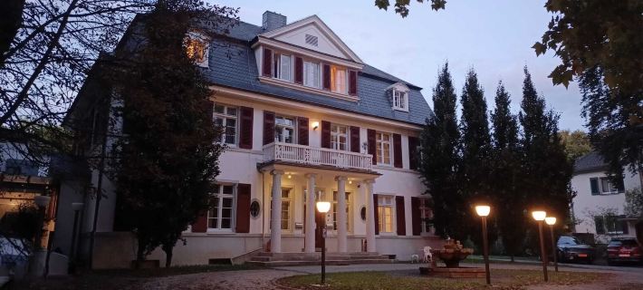 Villa Fürstenberg Hotels in Leverkusen