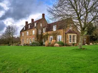 Holiday Home in Bruton with Private Lakes Hotels in Wincanton
