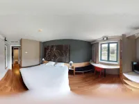 Ibis Dinant Centre Hotels near Autrucherie du Pont d'Amour