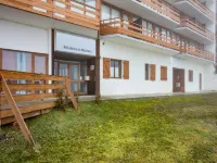 Studio 4 People Comfort Hotels near Cortail