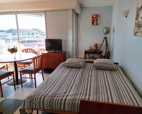 Apartment in Cornouaille near Sandy Beach Hotels in Bénodet