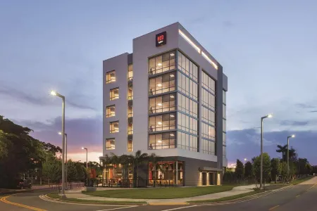 Kompose Boutique Hotel Miami Airport Отели рядом с достопримечательностью «Портмайами»