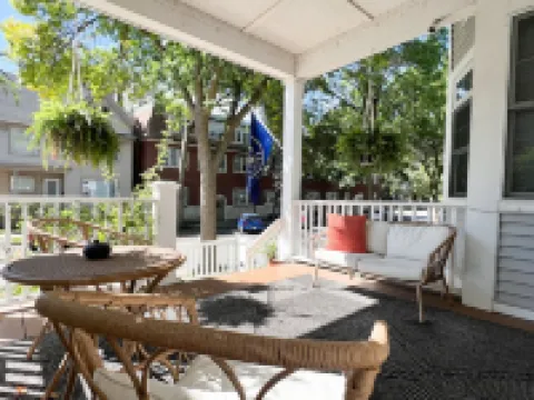 Spacious 3Br/2BA Townhome w/ Private Parking & Walkable East Side