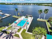 Palm Bay Club by Beachside Management - de playa