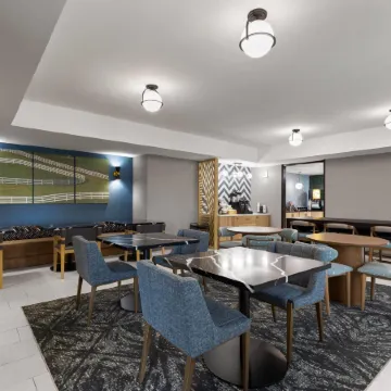 La Quinta Inn & Suites by Wyndham Lexington South / Hamburg