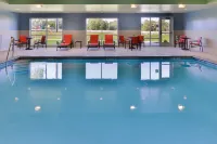 Holiday Inn Express & Suites MALL OF AMERICA - MSP AIRPORT by IHG - Pools