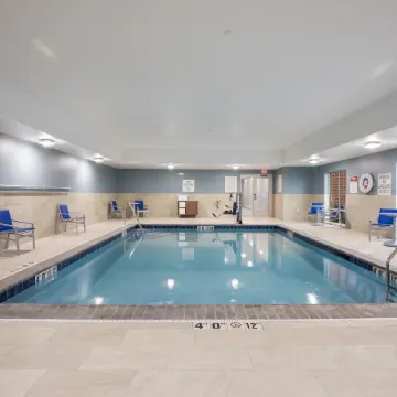 Holiday Inn Express & Suites CHICAGO - HOFFMAN ESTATES by IHG