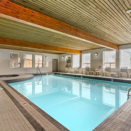 Best Western Plus Country Meadows Inn