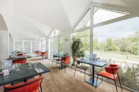 Hôtel Causse Comtal Rodez, The Originals Relais - petit déjeuner