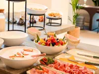 Tribe Duesseldorf - breakfast