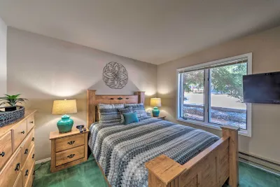 Cloudcroft Townhome w/ Deck - 1 Mi to Burro Ave! Hotel a 