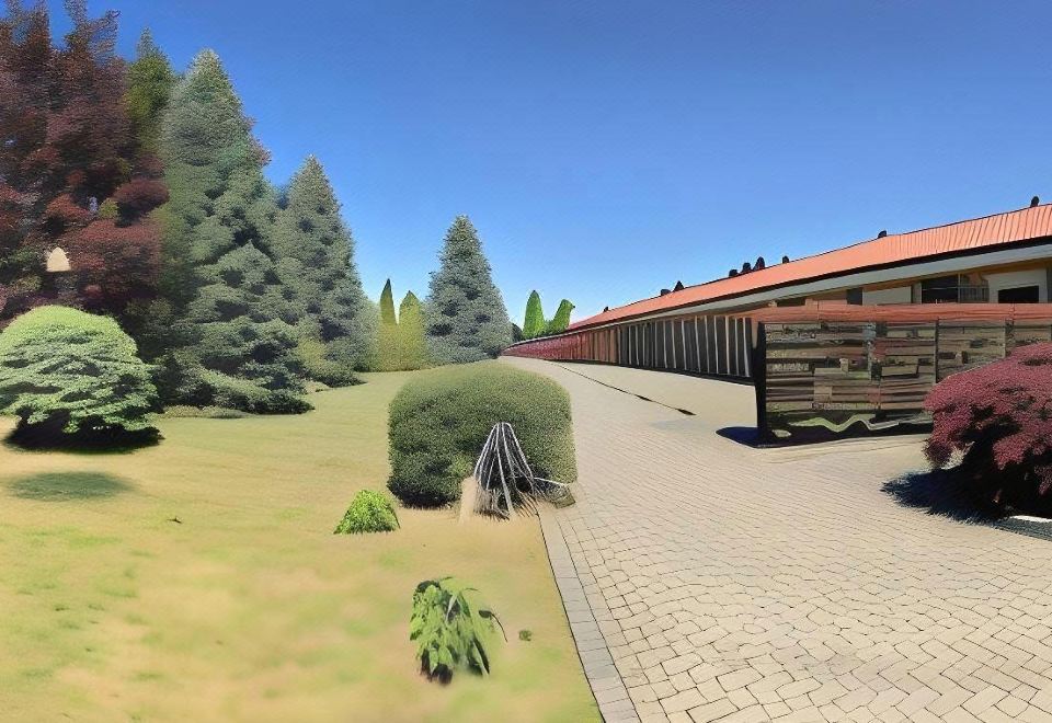 [에어포트 모텔 말펜사의 정원 모습]