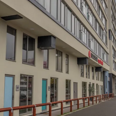 Dockside Aparthotel, BW Signature Collection Отели рядом с достопримечательностью «Ливерпульская арена «Эхо»»