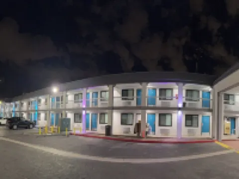 Royale Inn Motel Hotels in Rosemead