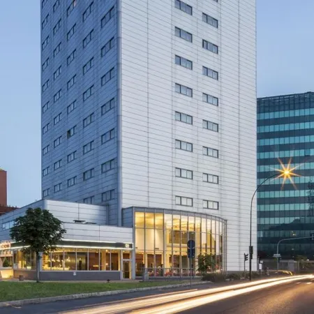 AC Hotel Milan Sesto Отели рядом с достопримечательностью «Станция метро Bignami»
