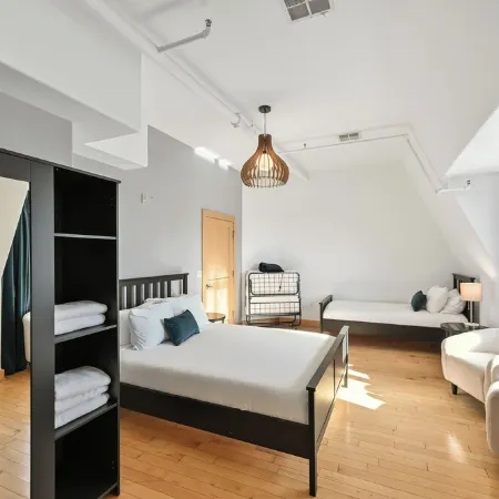 Penthouse • Fiserv, Bars, Perks & Big City Views • Downtown Milwaukee
