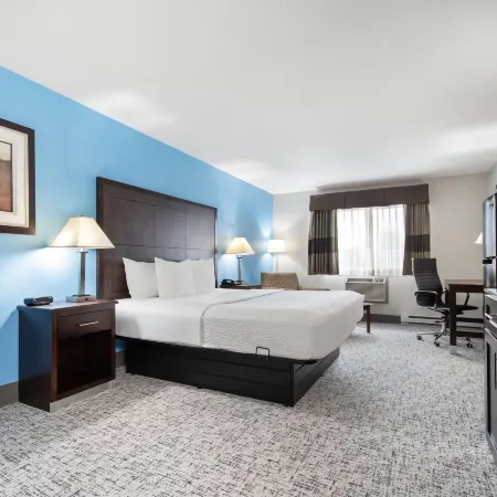Baymont by Wyndham Marinette
