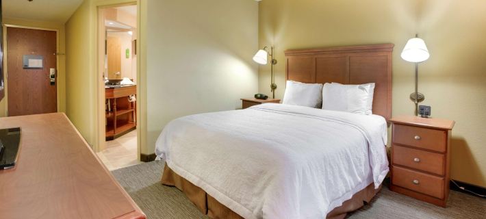 Pittsburgh Airport Inn and Suites Hotels in Allegheny County