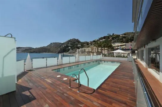 On Hotels Aleta Room