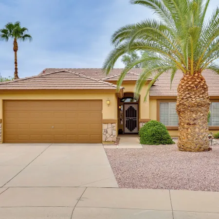 Spacious & Fenced Yard: Relaxing Home in Surprise