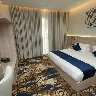 فندق ذا اس سكوير المطار Hotels near جامع الشيخ عواد اليحيوي الحربي