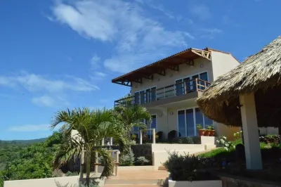 Hotel y Restaurante Leones Marinos Hotels in 