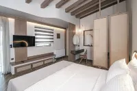Terra Helios Suites & Studios - 3-Star