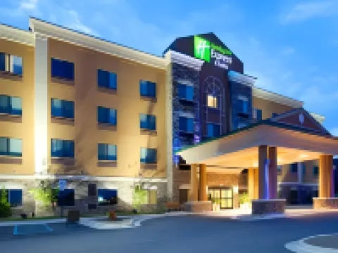 Holiday Inn Express & Suites Mount Airy by IHG Hoteles en Condado de Surry