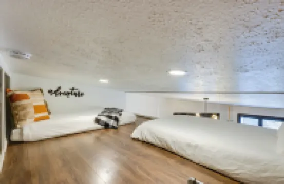 Copper Mtn Condo w/ Heated Pool: Ski-in/Walk-Out!