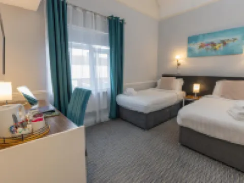 Best Western the Plough Hotel Hotels near All Saints Church, Northampton