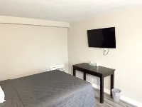 Towne and Country Motel