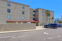Freshly Renovated 2Br Dream Condo Beachfront Stunning Views