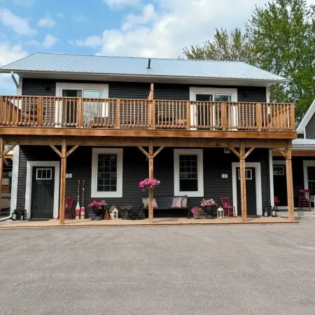 The Klinck House Hotels in Simcoe County