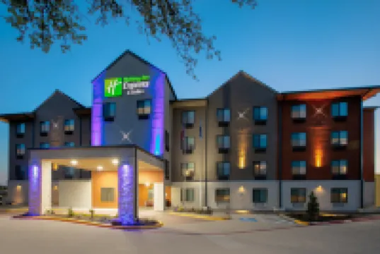 Holiday Inn Express & Suites DALLAS PARK CENTRAL NORTHEAST by IHG