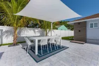 Coastal Splash / 4Br Pool/Golf Cart 5 Mins to DT - شرفة