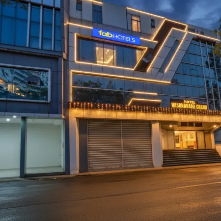Hotel Vasundhara Grand