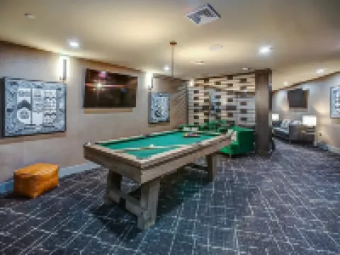 Luxury Furnished Apartments by Hyatus Downtown at Yale Hotels in New Haven