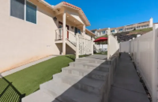 Spacious Single Level Home In Poway