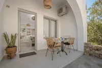 Adama's Suites