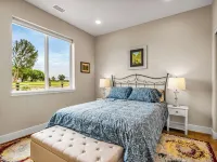 Views in Every Direction, Adjoins Golf, Minutes to Miles of Bike & Hiking Trails Hotels in Fruita