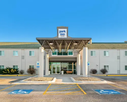 Park Inn by Radisson, Grand Island I-80 Hotels in Alda