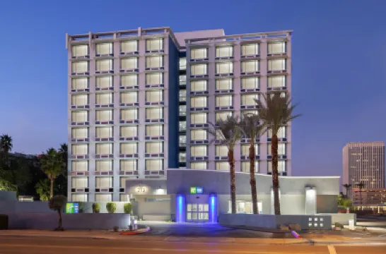 Holiday Inn Express & Suites Phoenix - Midtown by IHG Hotels near Encanto